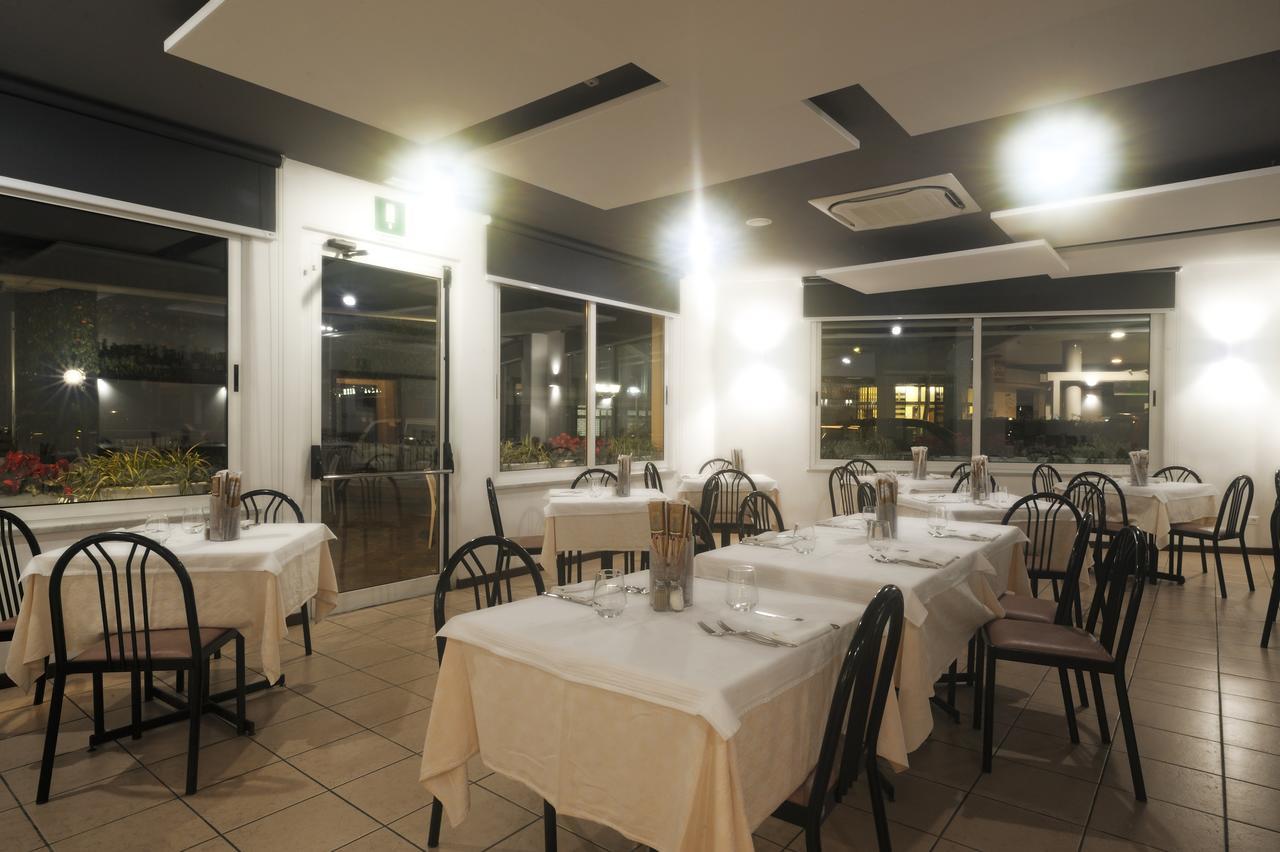 Albergo Anita Alassio Esterno foto