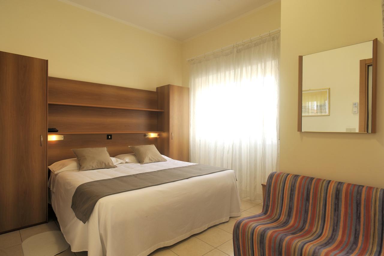 Albergo Anita Alassio Esterno foto